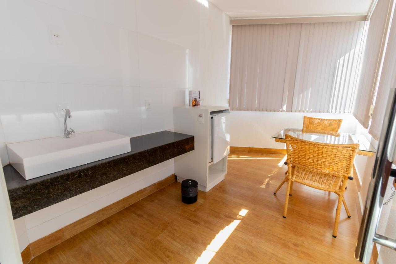 Granlago Hotel Pouso Alegre Exteriör bild
